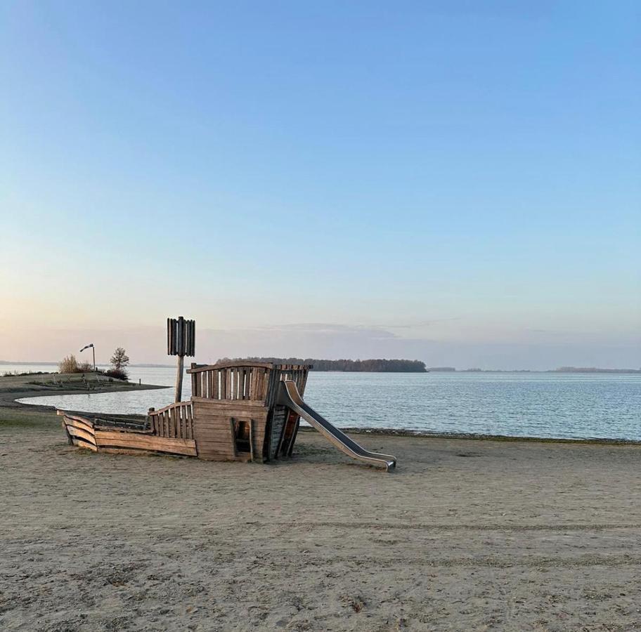 Traum Ferienhaus Mit Dachterrasse Am Veluwemeer 许尔斯霍斯特 外观 照片